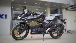 Suzuki Gixxer SF